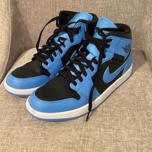 AIR JORDAN 1 MID GS UNIVERSITY BLUE BLACK DQ8423-401 SNEAKER SHOES size 10